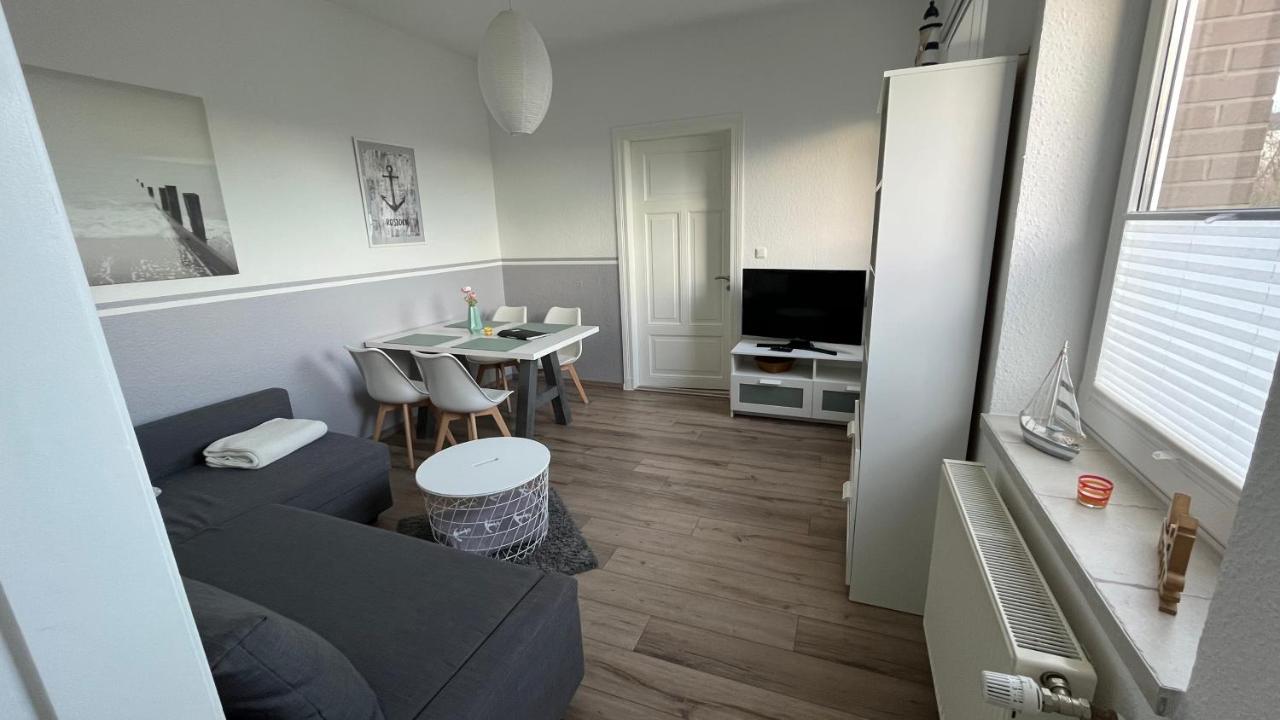 Ferienwohnung Mit Warnowblick Rostock Exterior photo