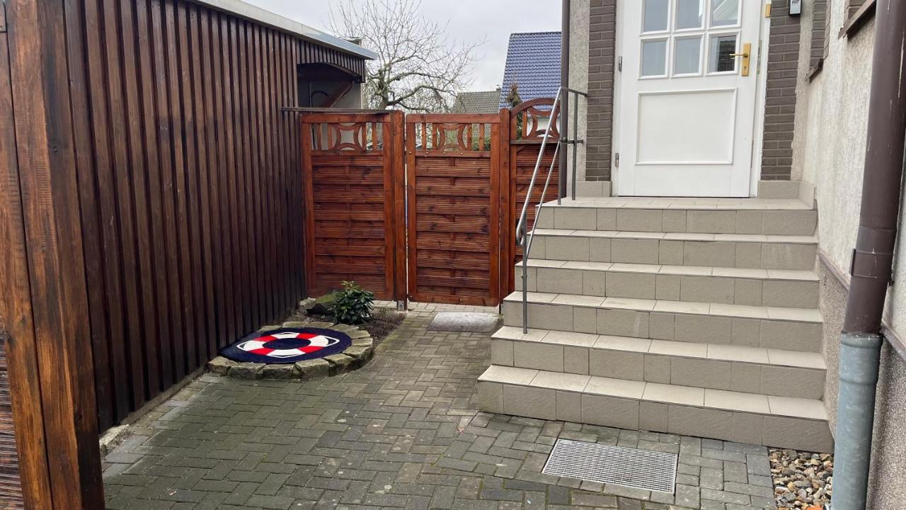 Ferienwohnung Mit Warnowblick Rostock Exterior photo